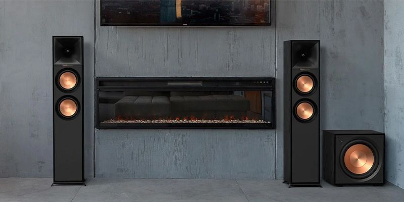 Напольная акустика: как подобрать колонки под свои задачи и зачем нужны сопутствующие аксессуары